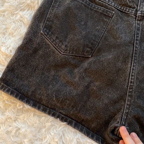 Vintage Black Mom Shorts 80s - Picture 2 of 9